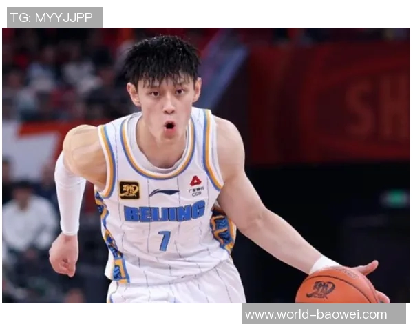 曾凡博半场替补表现抢眼3分6秒内完成1次抢断与2次犯规