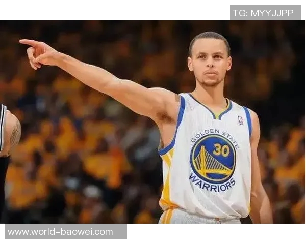 库里分享球鞋广告拍摄趣事并为新款球鞋热情打Call