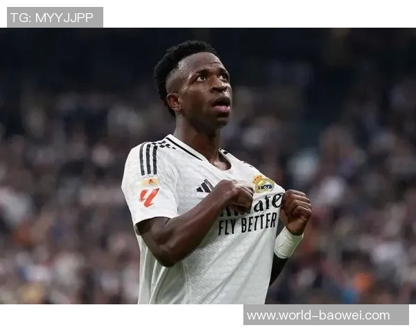 阿韦洛亚伯纳乌首秀面临挑战球迷期待火灾风险化解